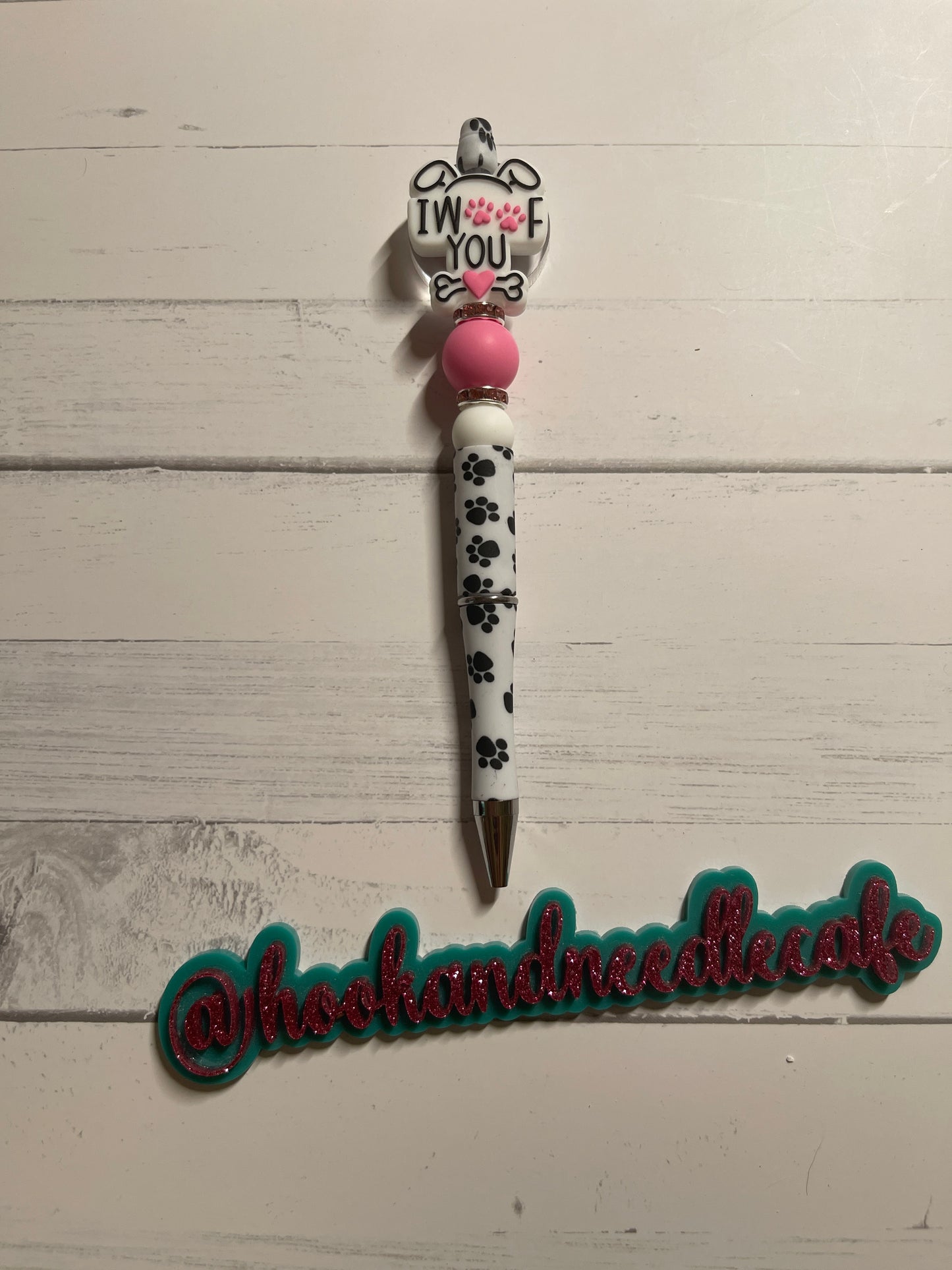 Dog Mom Focal Beaded Pen
