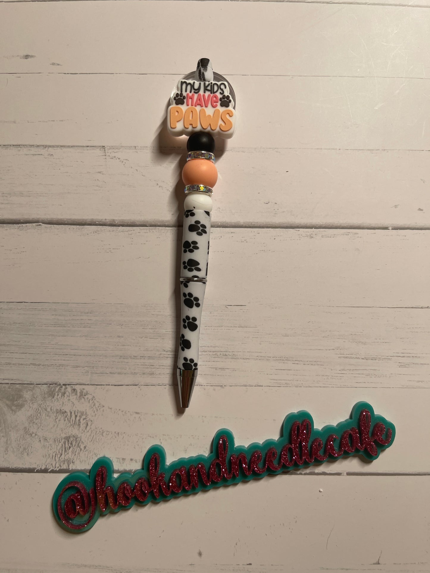 Dog Mom Focal Beaded Pen