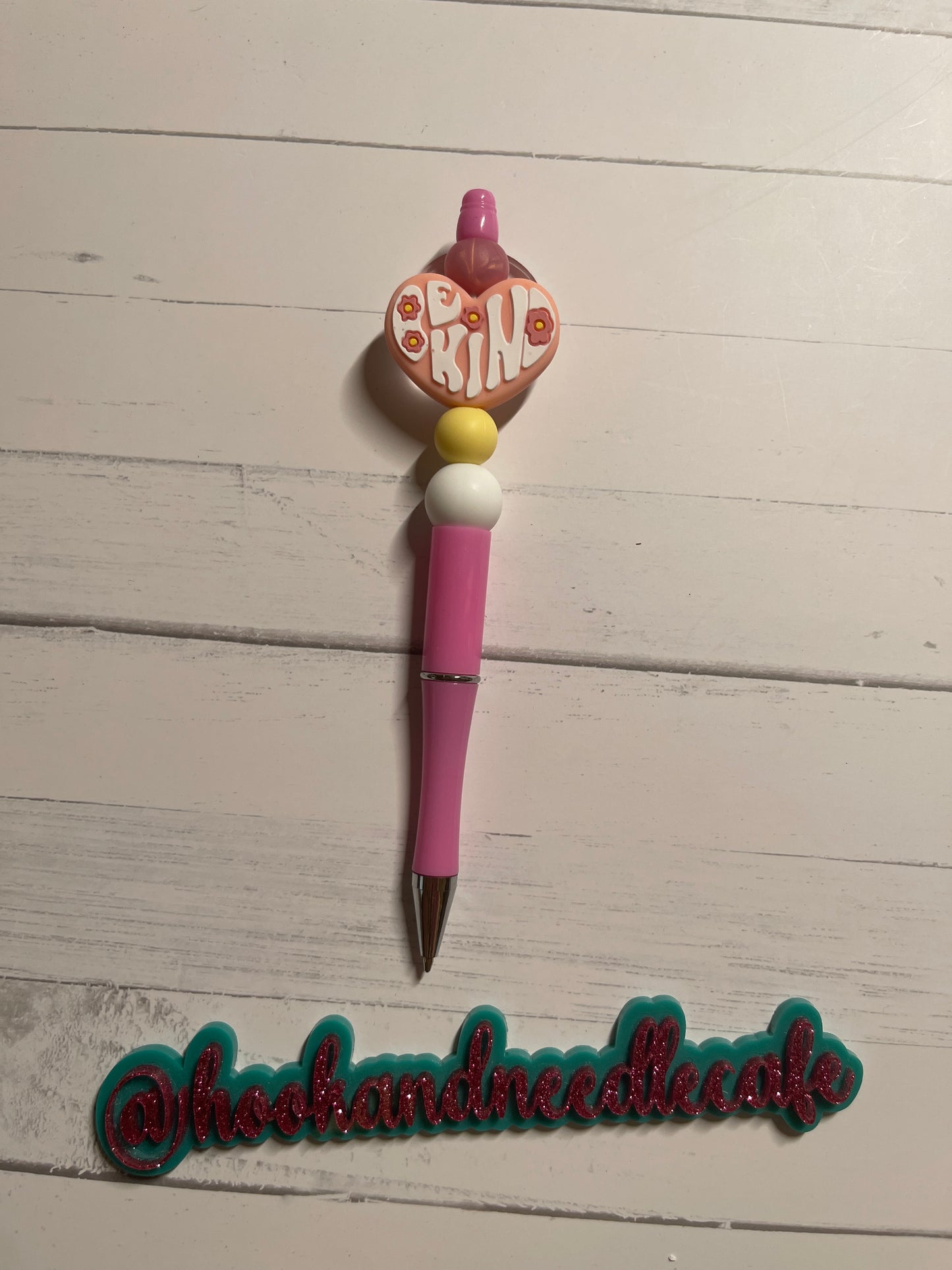 Good Vibes Focal Beaded Pen