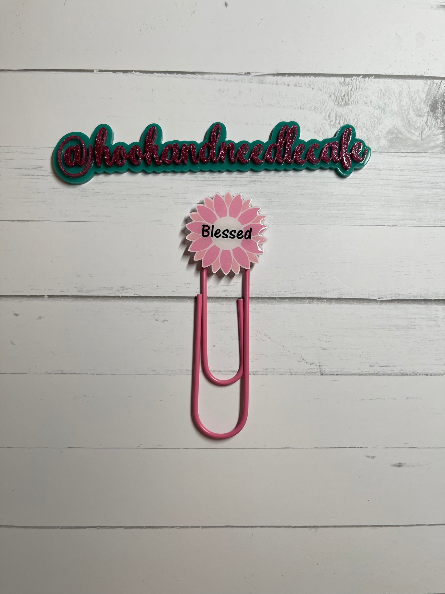 Jumbo paper clip Bookmark- paper clip bookmark