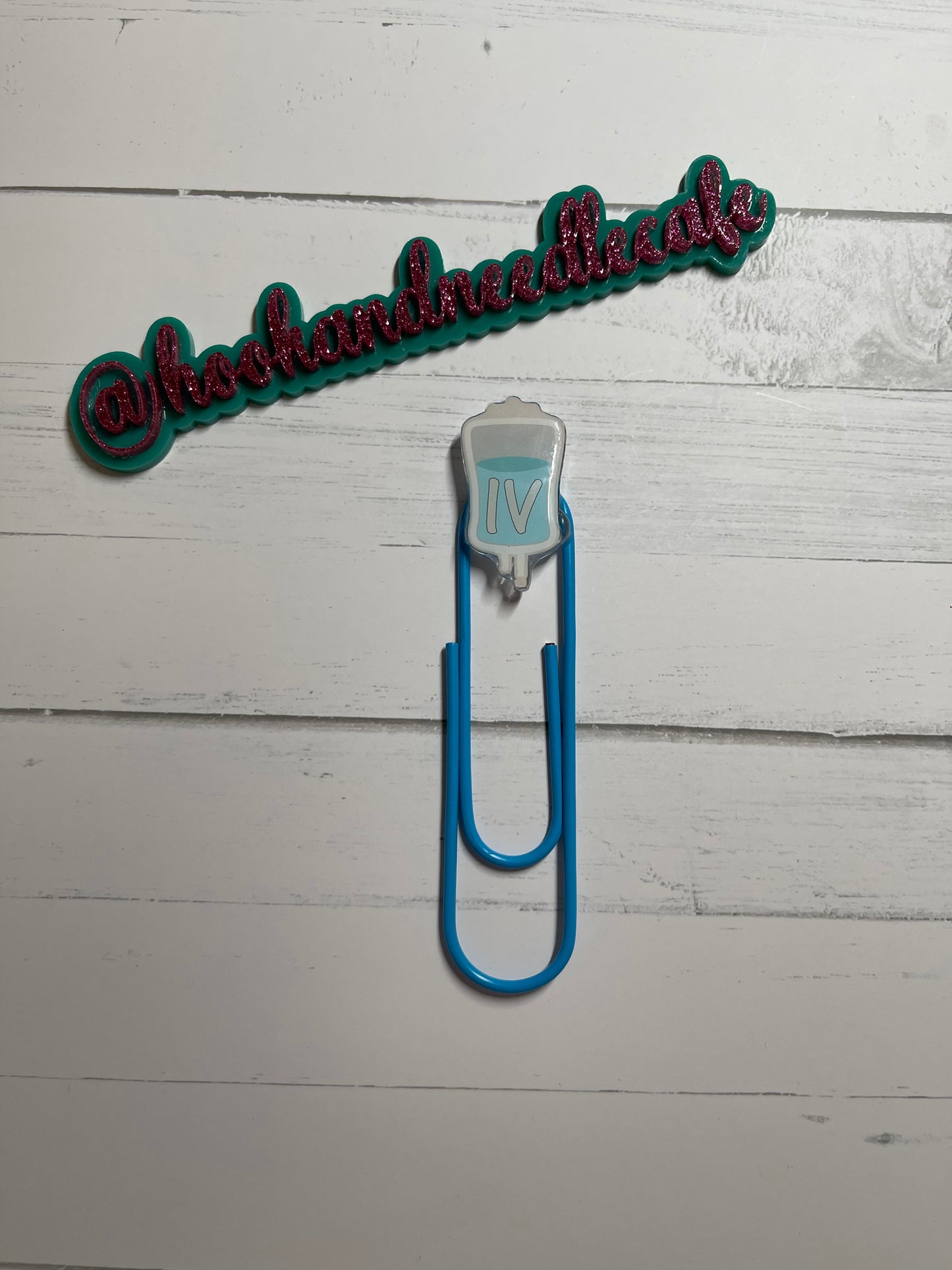 Jumbo paper clip Bookmark- paper clip bookmark