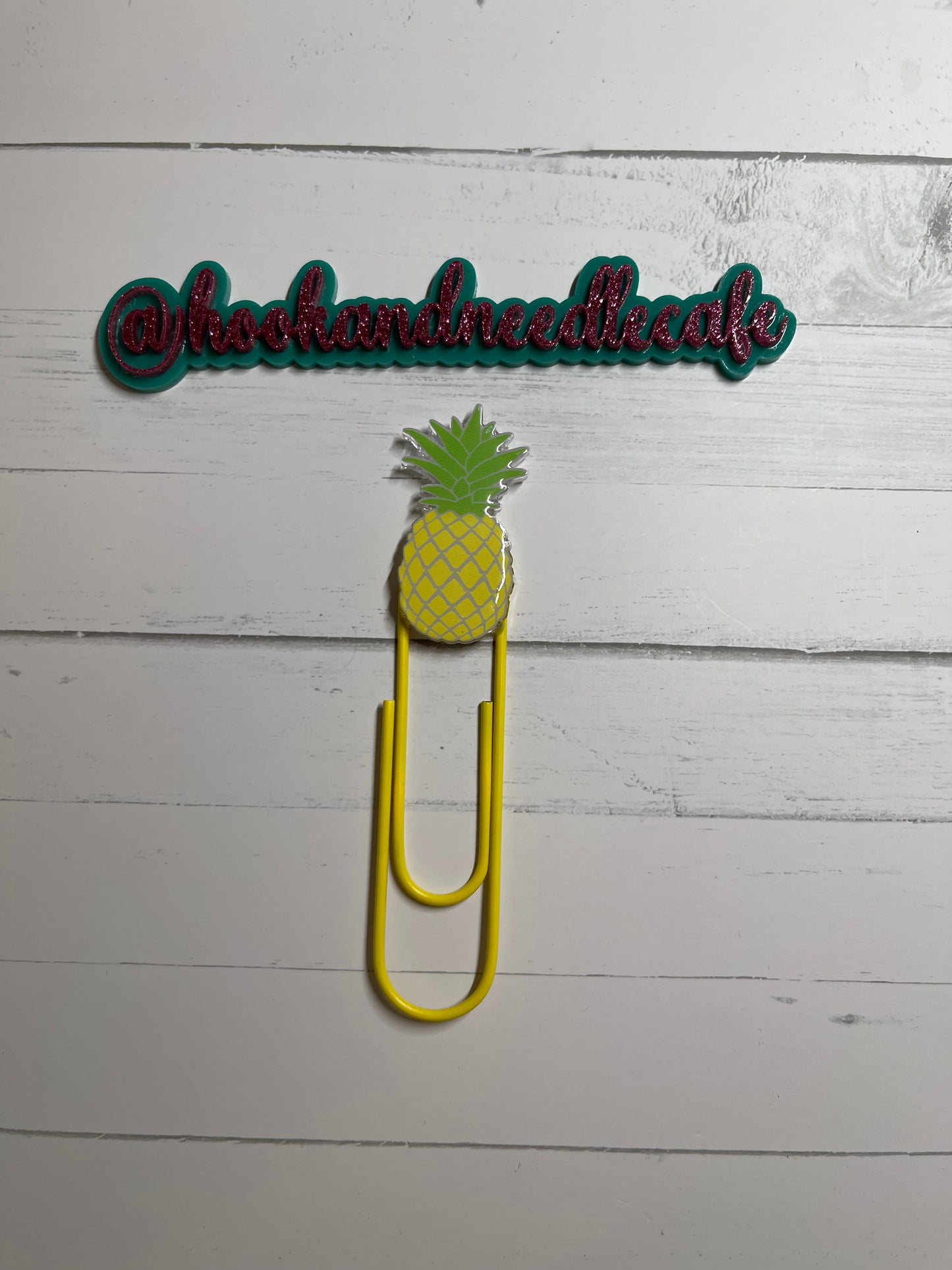 Jumbo paper clip Bookmark- paper clip bookmark